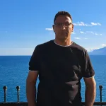 רונן הלל. ניהול מוניטין. חבר טוב ובעל מקצוע מוערך.